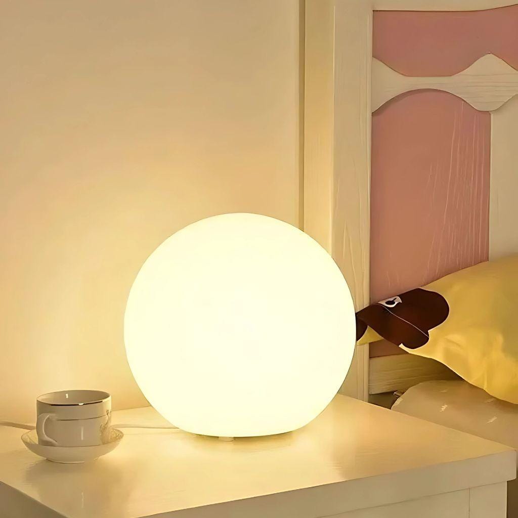 Lampe de chevet globe