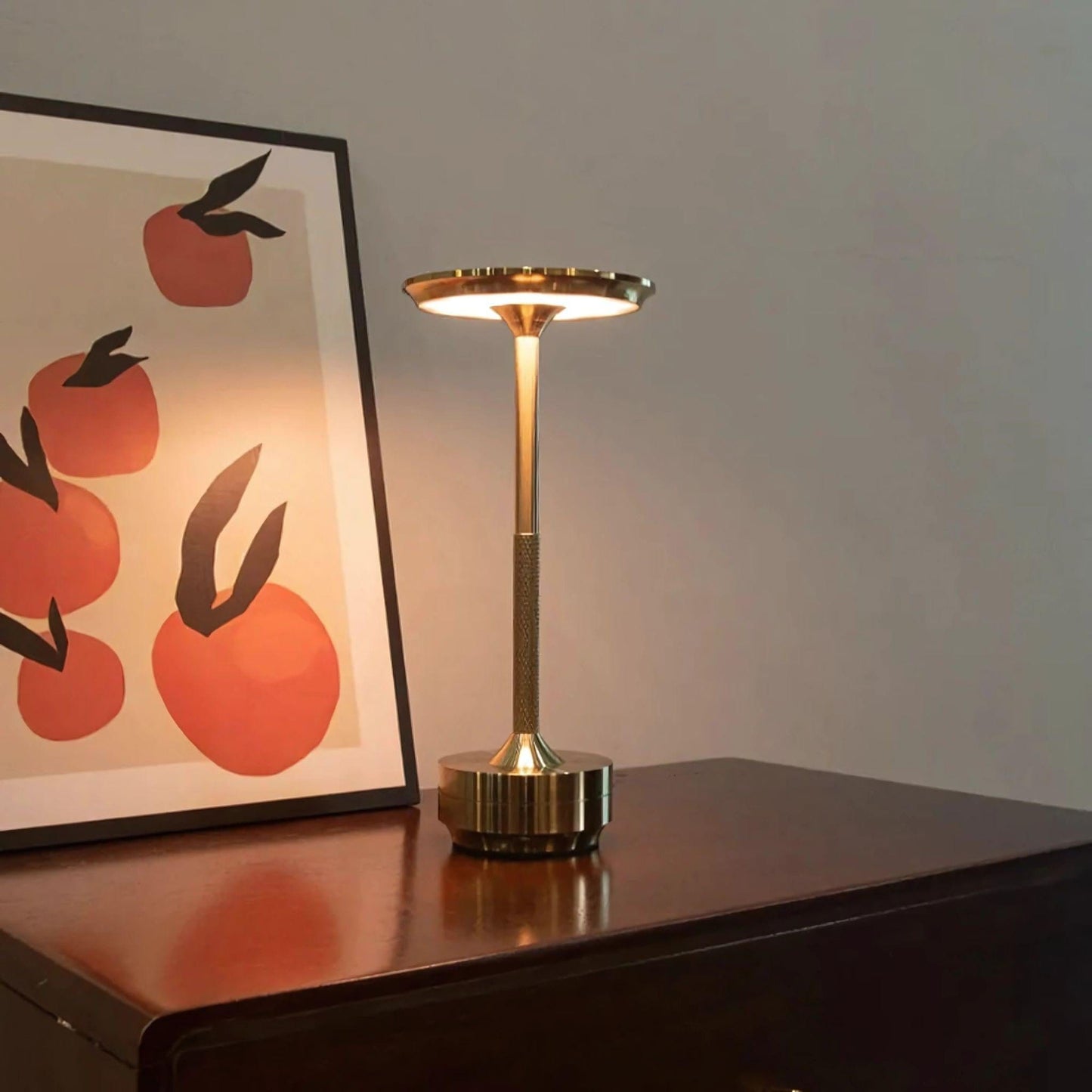 Lampe de chevet Tactile design