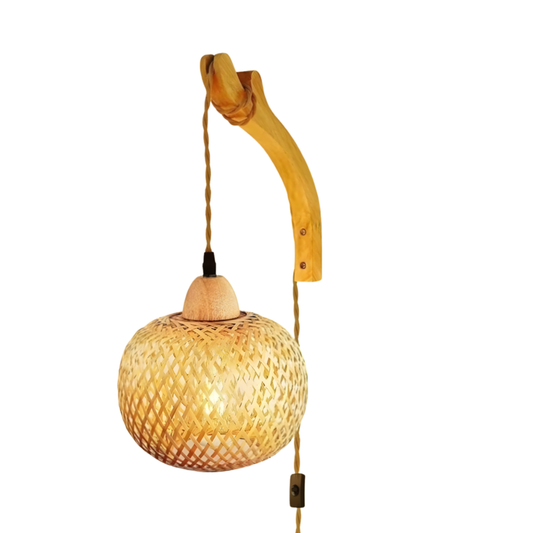 Lampe de chevet suspendu au mur en bambou IllumeNest