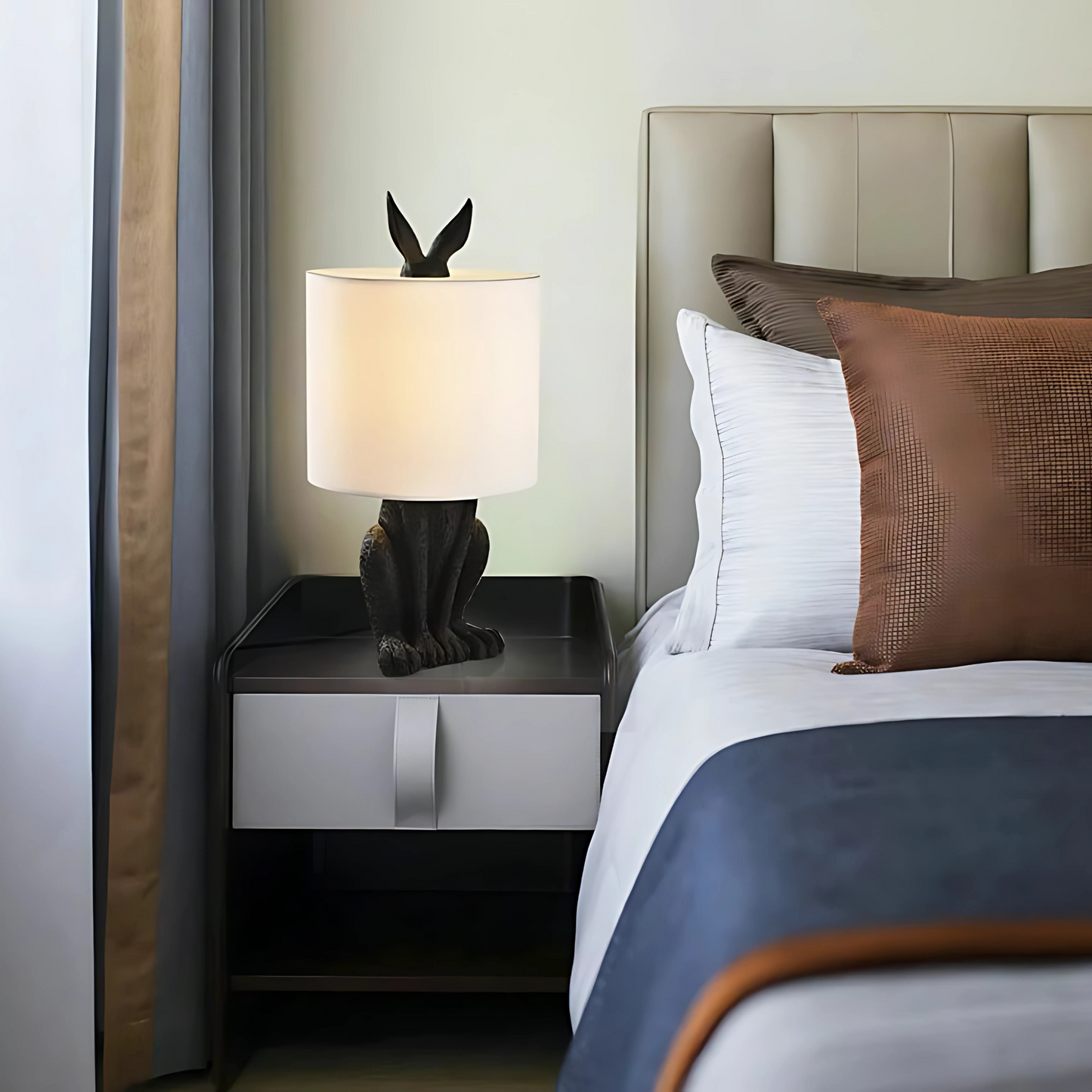 Lampe de chevet originale lapin